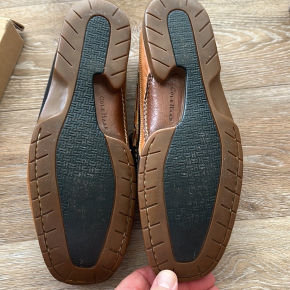 Cole Haan. Men’s loafers. Excellent condition. Size 9 medium. - Picture 3 of 8
